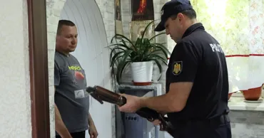 В Каушанах прошли рейды: владельцы оружия взяты под контроль