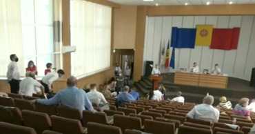 Вопрос разработки детского меню в учебных заведениях вызвал жаркие споры.