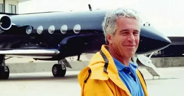 O parte din datele Forțelor Aeriene Britanice privind zborurile în dosarul Epstein au fost distruse