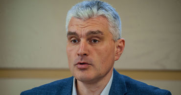 Вице-председатель парламента Александр Слусарь.