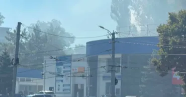 Incendiu pe strada Muncești din Capitală. Un echipaj de pompieri, la fața locului
