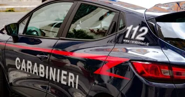 Moldovean de 18 ani, arestat în Italia după ce a amenințat cu o macetă într-un bar