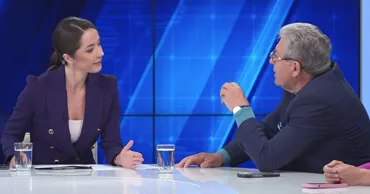 Ghimpu s-a certat cu o prezentatoare în direct: Voi căutați păduchi la mine