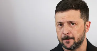 Зеленский: РФ готовит удар ракетами и дронами по "центрам принятия решений" в Украине