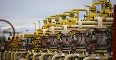 Politico: ЕС планирует возобновить совместные закупки газа на фоне энергокризиса