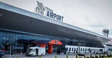 Аэропорт Кишинёва просит пассажиров приезжать за три часа до вылета