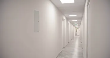 Circa 100 de studenți vor beneficia de condiții mai bune într-un cămin renovat