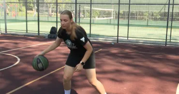 De la balet la baschet: Povestea unei tinere talentate din R. Moldova
