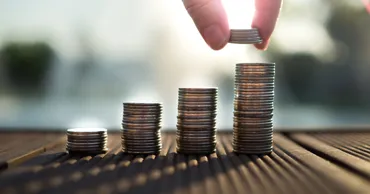 Miliarde de lei, cheltuite pentru sănătate în opt luni. Ce venituri a acumulat CNAM
