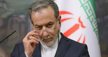 Арагчи проинформировал Пакистан о позиции Ирана по прекращению войны с США и Израилем