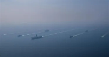 Десантная группа USS Boxer направляется на Ближний Восток