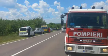 Accident grav la Ialoveni: O adolescentă de 15 ani, blocată între fiarele unui automobil