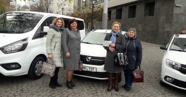 «Мобильная бригада» Тараклии получила автомобиль от Европейского союза.