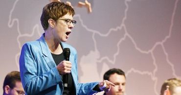 Глава ХДС и министр обороны Германии Аннегрет Крамп-Карренбауэр.