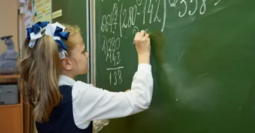Новый учебный год в школах Молдовы начнётся с дефицитом учителей