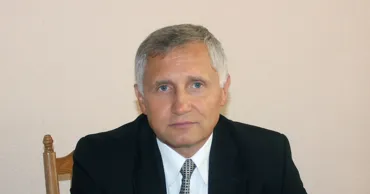 Ешану: Смена премьера не решит кризис власти без реформы политической системы