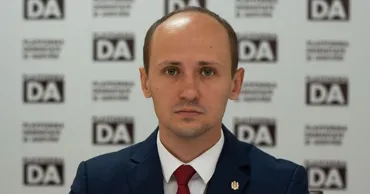 Vovc: Când Parlamentul este plin de jucării Matrioșca, ședințele închise sunt absurde