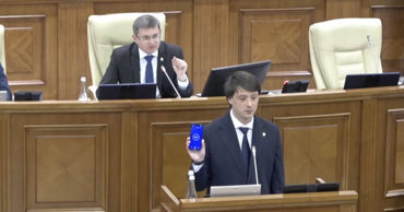 Вершинин назвал депутатов от PAS "полезными идиотами": Гросу отключил ему микрофон