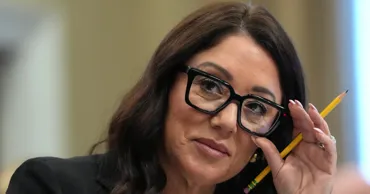 Министра труда США уволили после скандала