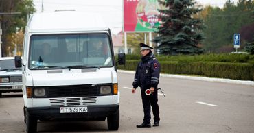 Сотрудники ГАИ проверили маршрутные такси Дубоссар.
