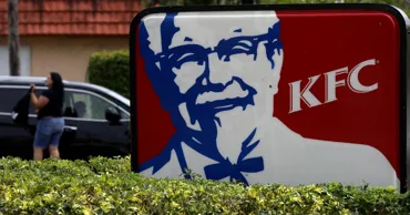 Американская KFC перейдет на напитки Coca-Cola после 40 лет партнерства с Pepsi