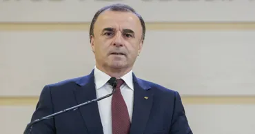 Tarlev: Președintele nu ar trebui să susțină idei care încalcă Constituția