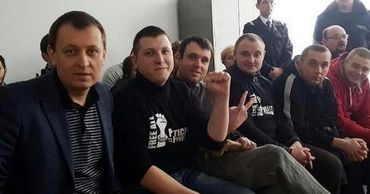 Генпрокуратура не намерена прекращать политическое уголовное дело по "группе Петренко".