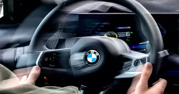 BMW отзывает десятки тысяч авто из-за дефекта: руль вращается сам по себе