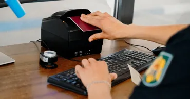 На границе Молдовы за неделю выявили девять поддельных документов