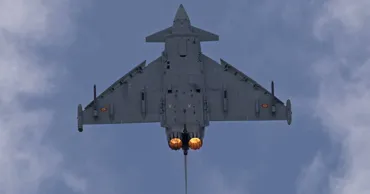 Avioane britanice, survolate de drone neidentificate în timpul unor exerciții