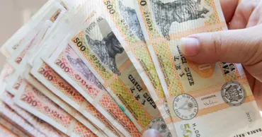 С учетом инфляции реальные зарплаты бюджетников в Молдове сократились на 12%
