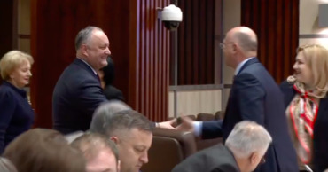 Додон рассказал, что обсуждали в парламенте демократы и социалисты