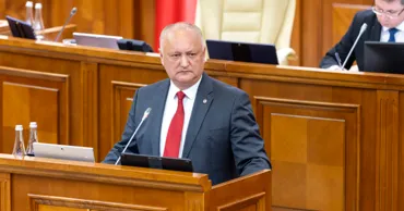 Додон предложил ограничить зарплаты в госпредприятиях: Максимум 25–30 тысяч леев