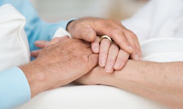 В Испании 88-летние супруги вылечились от коронавируса.