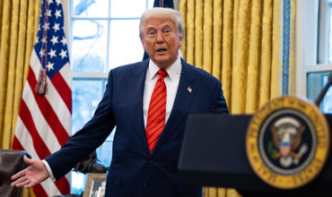 Трамп призывает Украину немедленно подписать соглашение о недрах.