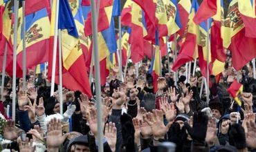 По предварительным прогнозам социологов, в парламент Молдовы по итогам выборов, намеченных на 24 февраля, могут пройти четыре партии.