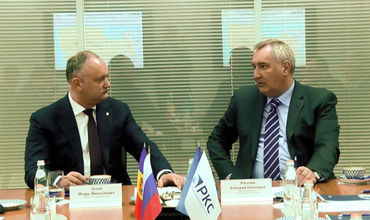 Рогозин предложил проверить, были ли американцы на Луне.