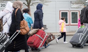 Беженцы в Германии отказываются от работы.