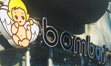 Фабрика Bombonici открыла магазин в Италии.