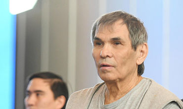 Алибасов уже строит рабочие планы, сообщил его директор.