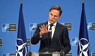 Рютте попросит США не принуждать Украину к невыгодному &#34;мирному соглашению&#34;.