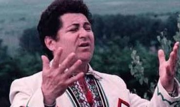 „Implementarea acestei hotărâri trebuie sp fie promptă”, i-a cerut premierul Vlad Filat ministrului Culturii, Boris Focșa.
