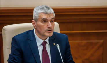 Бывший депутат Александр Слусарь.
