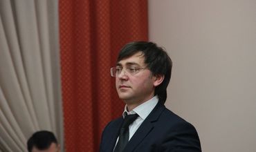 Новый депутат парламента проходит по делу о коррупции