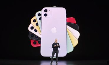 Apple презентует новый iPhone.