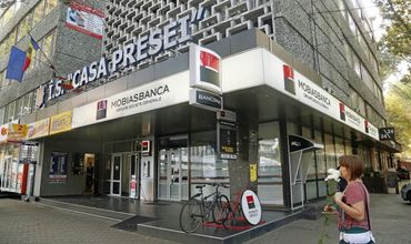RISE Moldova: Бывшая правительственная столовая и часть Дома печати проданы по заниженным ценам.
