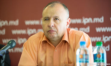 Директор Научно-исследовательского института юридических и политических наук Академии наук Молдовы Виктор Жук.