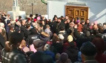 Местная администрация обратилась в полицию. Всего в селе Деренеу проживают 1300 человек.
