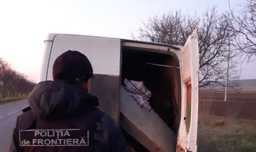 Водитель перевозил металл без документов и прав.