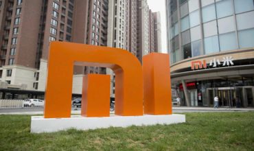 Сотрудников Xiaomi заставляют работать до 15 часов в день и без отпусков.